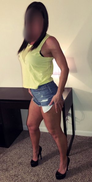 Sylina outcall escort in Maryville